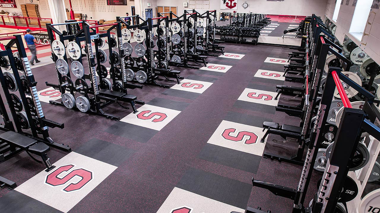 custom-logo-gym-flooring custom-logo-gym-flooring