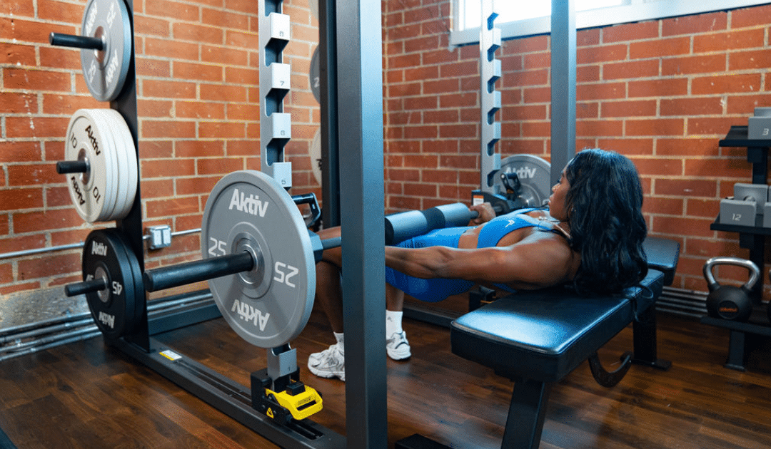 hip thrusts on gym rax s3d trainer smith machine